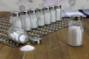 Dieta iposodica: fa dimagrire?