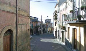 Ghigliottina sui lockdown locali: ne scadono 5, prosegue la discesa di contagi e ricoveri