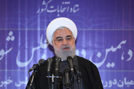 Iran: Rohani, il voto senza competizione è un cadavere Iran: Rohani, il voto senza competizione è un cadavere