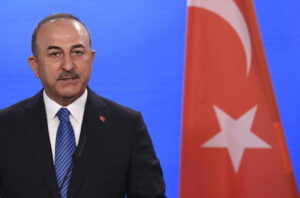 Turchia-Grecia: nuovi colloqui politici, Cavusoglu ad Atene
