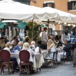Ma gli immunizzati non finiscono né in ospedale né al cimitero