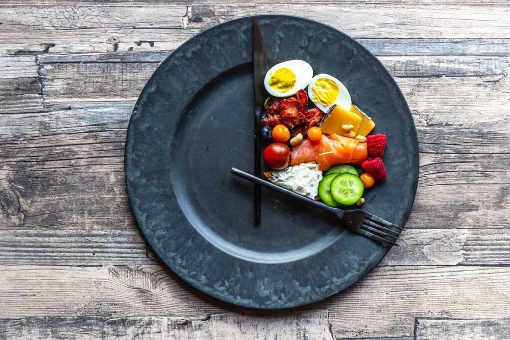 Dieta del digiuno intermittente, di cosa si tratta?