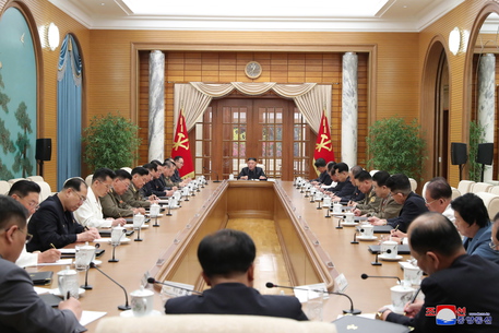 Corea Nord: Kim Jong-un riappare in pubblico dopo 29 giorni