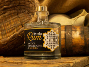 Chi si rivede, il Rum Avola: il distillato locale torna dopo un secolo