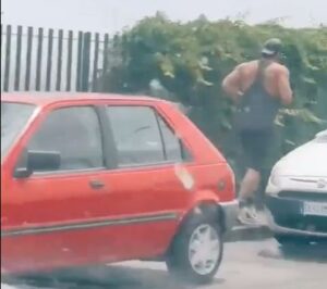 Can Yaman, nuovo VIDEO mentre si tiene in forma: «E’ lui, è lui!»
