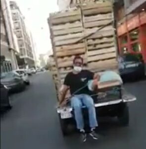 Legato e trasportato con le cassette VIDEO