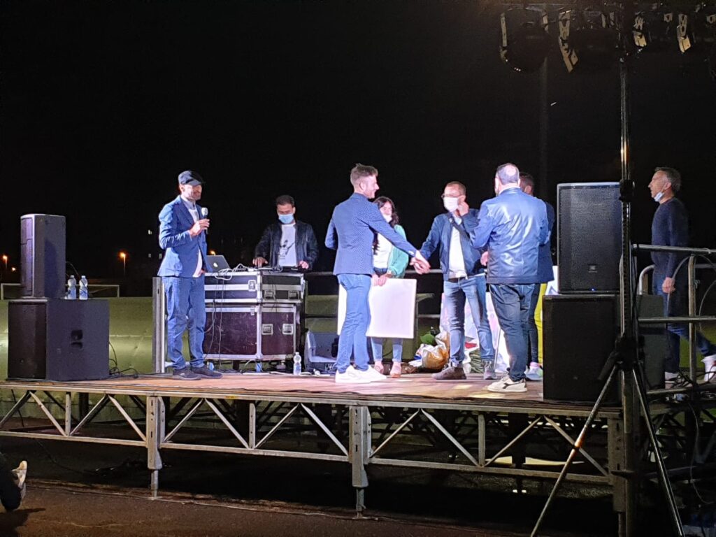 I ciclisti iblei celebrano Damiano caruso nella sua Ragusa