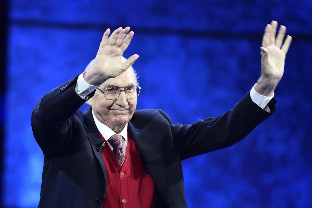 Baudo saluta per sempre la tv: "C&rsquo;&egrave; un tempo per tutto"