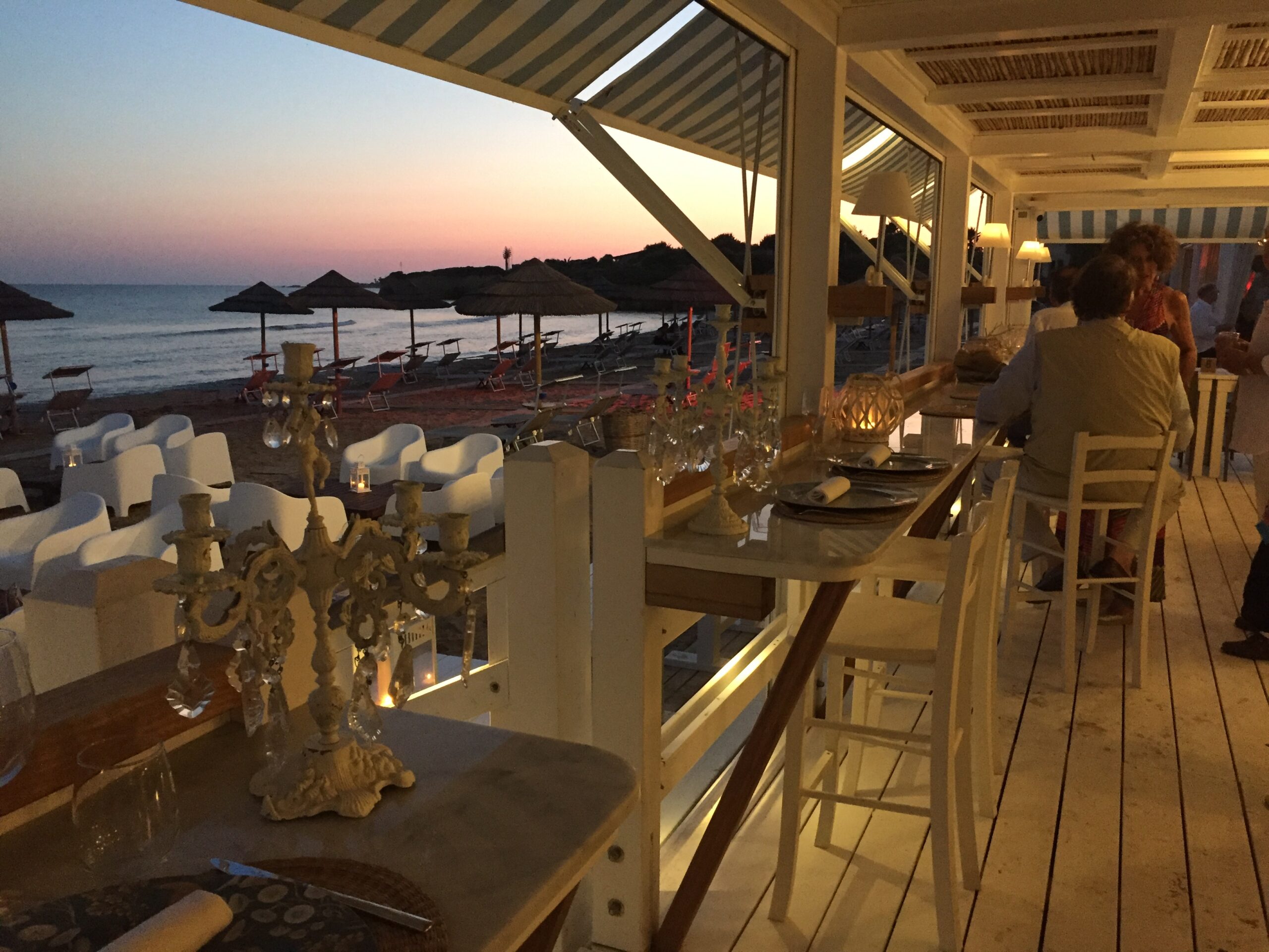 Porto Ulisse Beach riapre all’insegna della leggerezza. FOTO