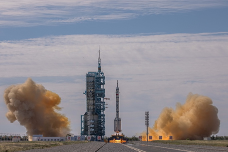 Spazio, partiti i 3 astronauti cinesi per il modulo Tianhe
