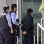 Hong Kong, arrestati 5 dirigenti del tabloid pro-democrazia