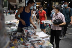 Hong Kong: a ruba le 500mila copie dell'Apple Daily