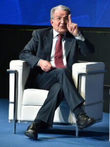 Ue: Prodi, basta unanimità per decisioni,serve linea comando