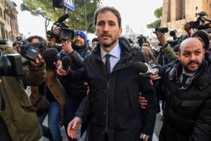 M5s: Dettori lascia Rousseau, resto nel Movimento e ci credo