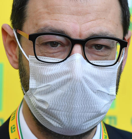 M5S: Patuanelli,stiamo lavorando per cercare soluzione