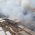 I canadair a Punta Ciriga, a Ispica, per un grosso incendio