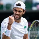 Il papà insegnava tennis con Fiorello nei villaggi, i genitori si innamorarono a Brucoli