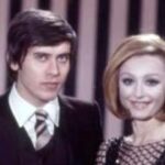 Gianni parla a Raffaella, &laquo;Ricordi quando eravamo ragazziniâ€¦&raquo;