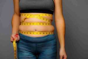 Dieta per eliminare la pancia: cosa mangiare e cosa evitare