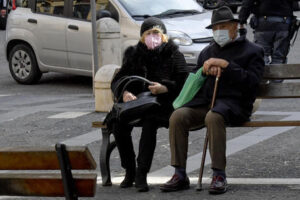 Covid: Oms, 1,5 mln di bambini hanno perso genitore o nonno
