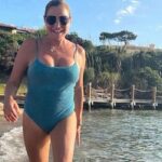 Simona Ventura in vacanza: spunta la foto della prova in costume, superata