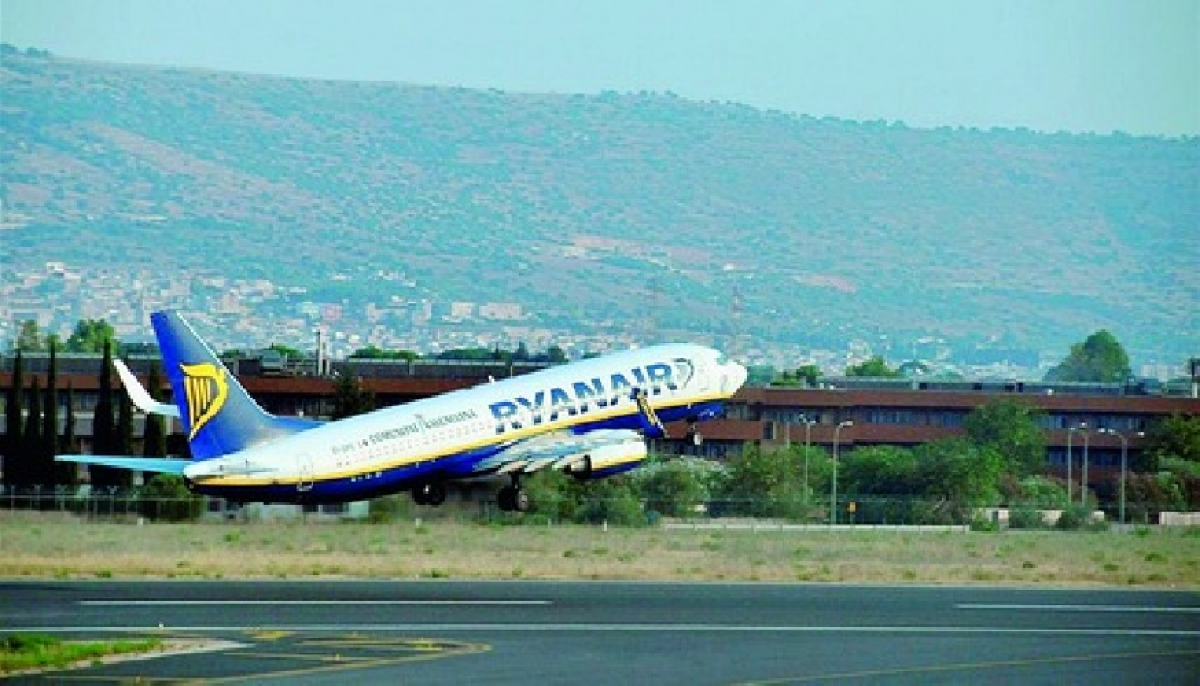 Ryanair, nuova rotta Bari-Comiso da ottobre