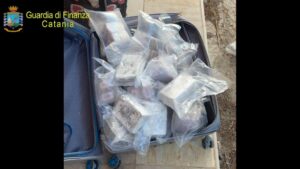 sequestrati 67 chili di cocaia, l'inchiesta porta a Comiso