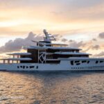 Yacht, a Siracusa è arrivato Artefact, lungo 80 metri