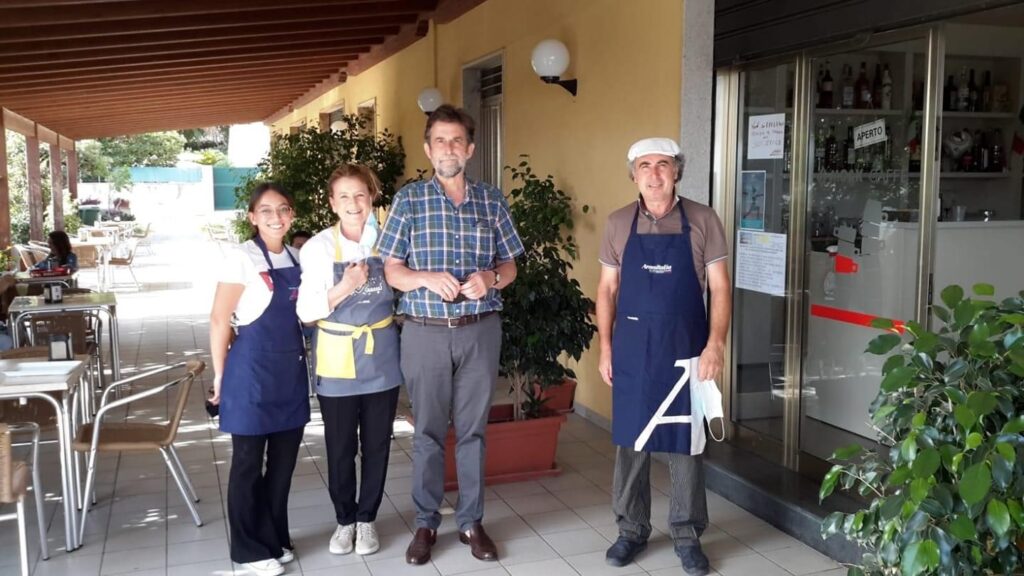 Nanni Moretti, granita a Marina di Modica