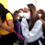 Scuola: Sicilia; a settembre tutti in classe con mascherine