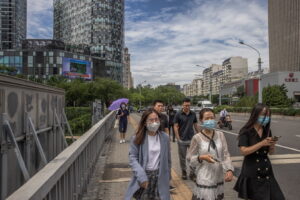Covid, Wuhan testa i suoi 11 milioni di residenti