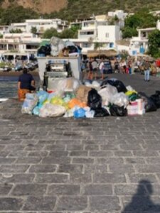 Rifiuti: emergenza in quattro isole delle Eolie