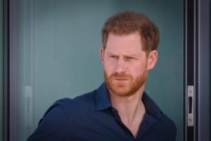 Il principe Harry dona 1,5 milioni per bambini africani