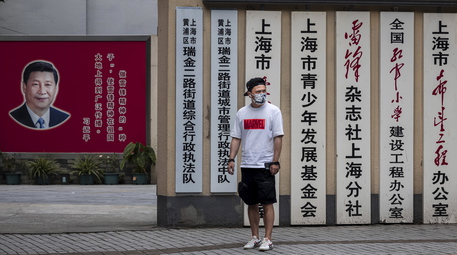 Cina: via libera a legge privacy, contro abusi colossi tlc