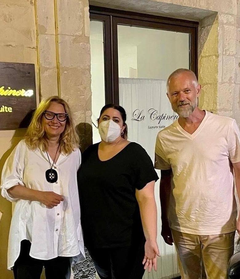 Nicoletta Mantovani Pavarotti in vacanza a Noto