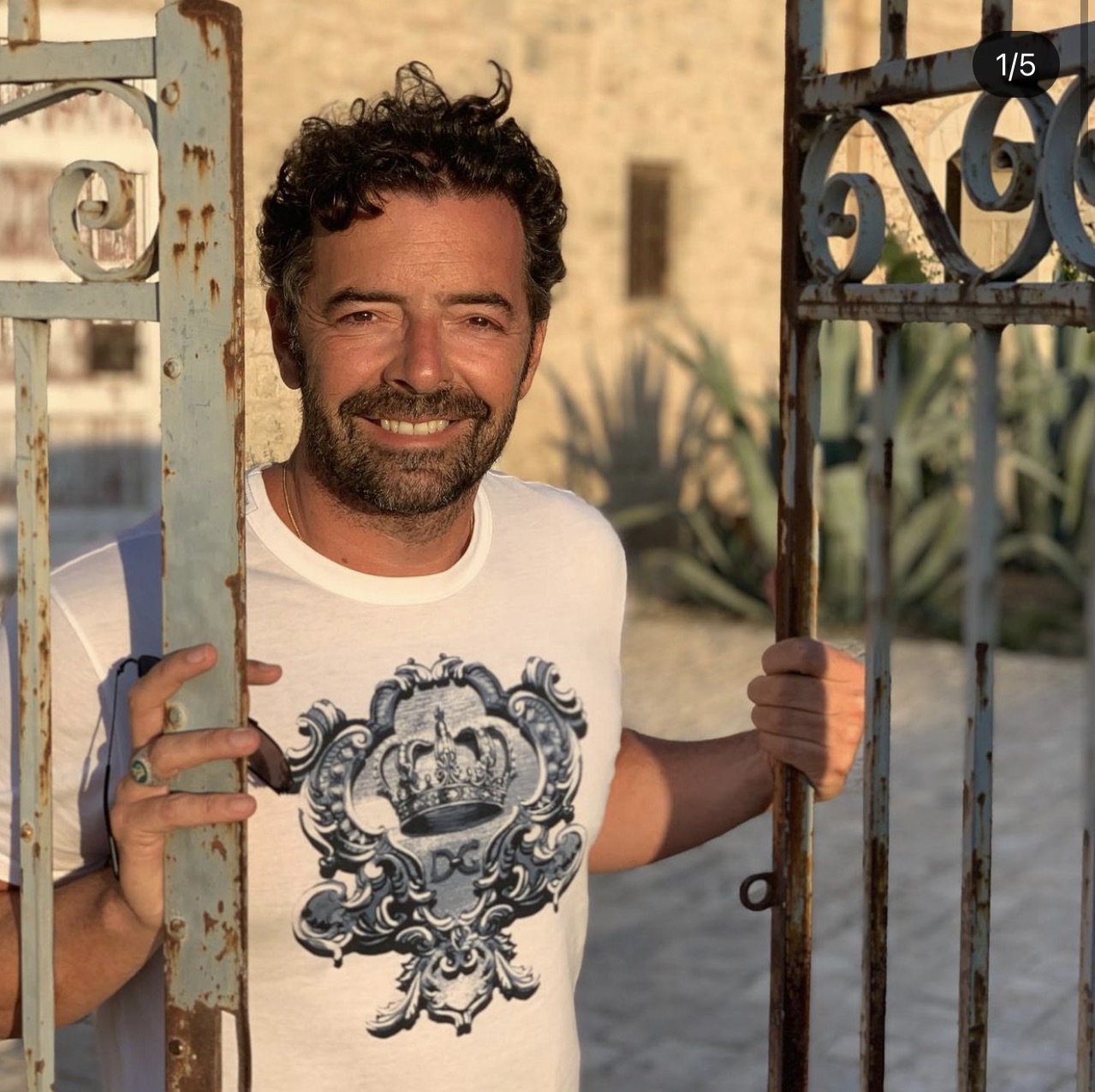 Alberto Matano in vacanza a Frigintini. FOTO