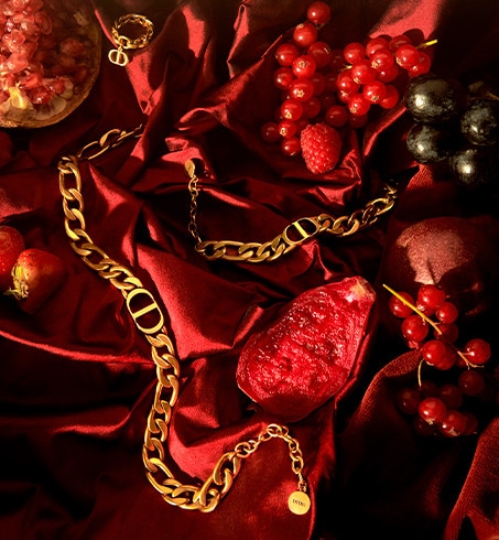 Moda estate 2021: le collane colorate sono un must