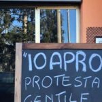 Comiso, protesta contro zona arancione, multa a un ristoratore