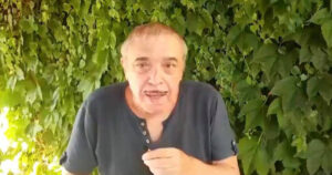 No vax, il dramma della semi-ignoranza