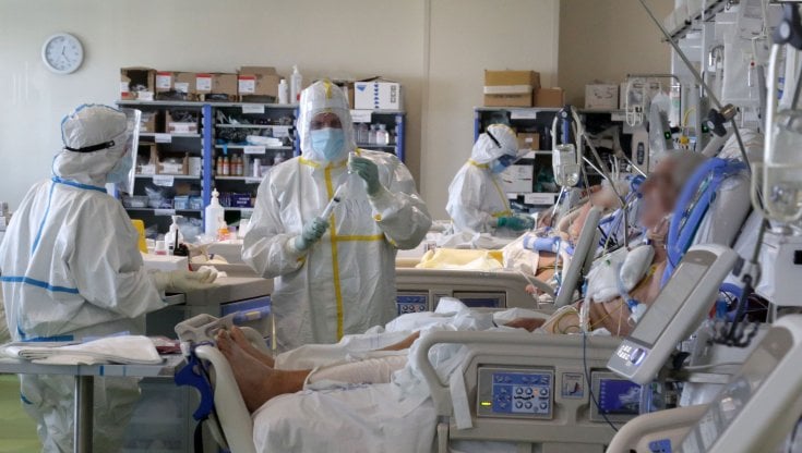 31 agosto, muore di Covid vittoriese 56enne non vaccinato