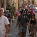 Positivo va in giro, conoscente fa la spia: rischia 18 mesi e 5mila euro