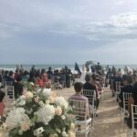 A marina di Ragusa ci si sposa alla rotonda sul mare