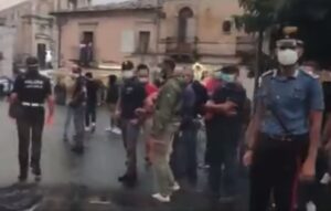 Monterosso Almo, insulti contro l'animalista Enrico Rizzi VIDEO