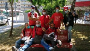 «Noi ci guadagniamo il reddito di cittadinanza così»