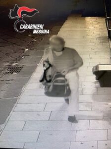 Clochard uccisa a Messina, ritrovata borsa vittima
