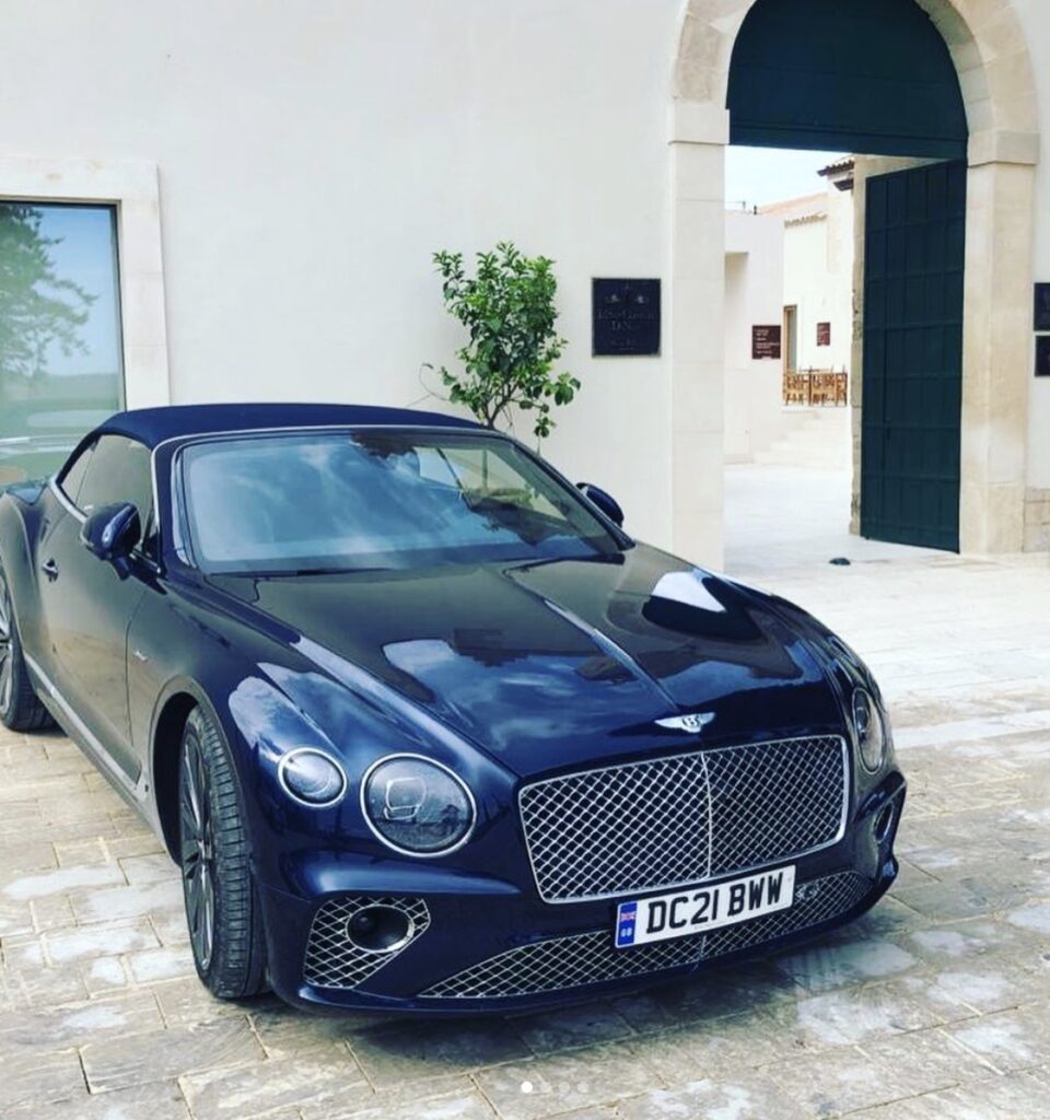 Le Bentley sono sbarcate a Noto