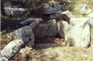 L’enigma dei dolmen ragusani, Cava dei servi la Stonehenge iblea