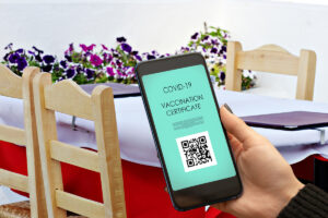 8 clienti senza Green Pass in un ristorante di Vittoria, multato