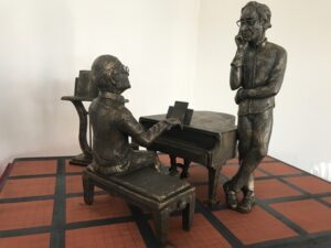 Milo ricorderà Dalla e Battiato con una statua in piazza