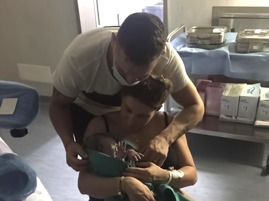 Vittoria, i papà potranno (ri)entrare in sala parto per assistere a nascita Vittoria, i papà potranno (ri)entrare in sala parto per assistere a nascita